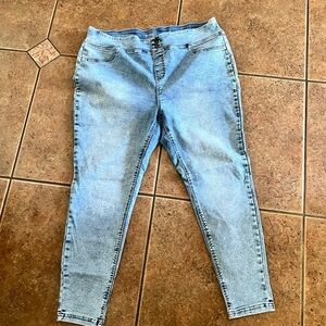 Terra & Sky Light Blue Women's Jeans